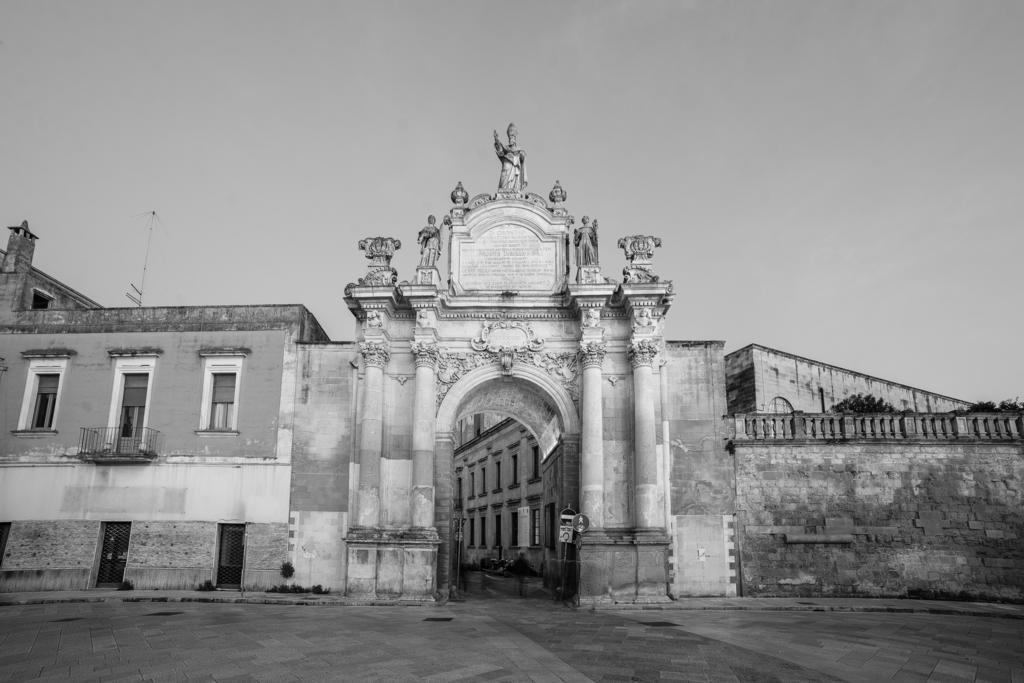 Lecce Stazione Centrale Exterior foto